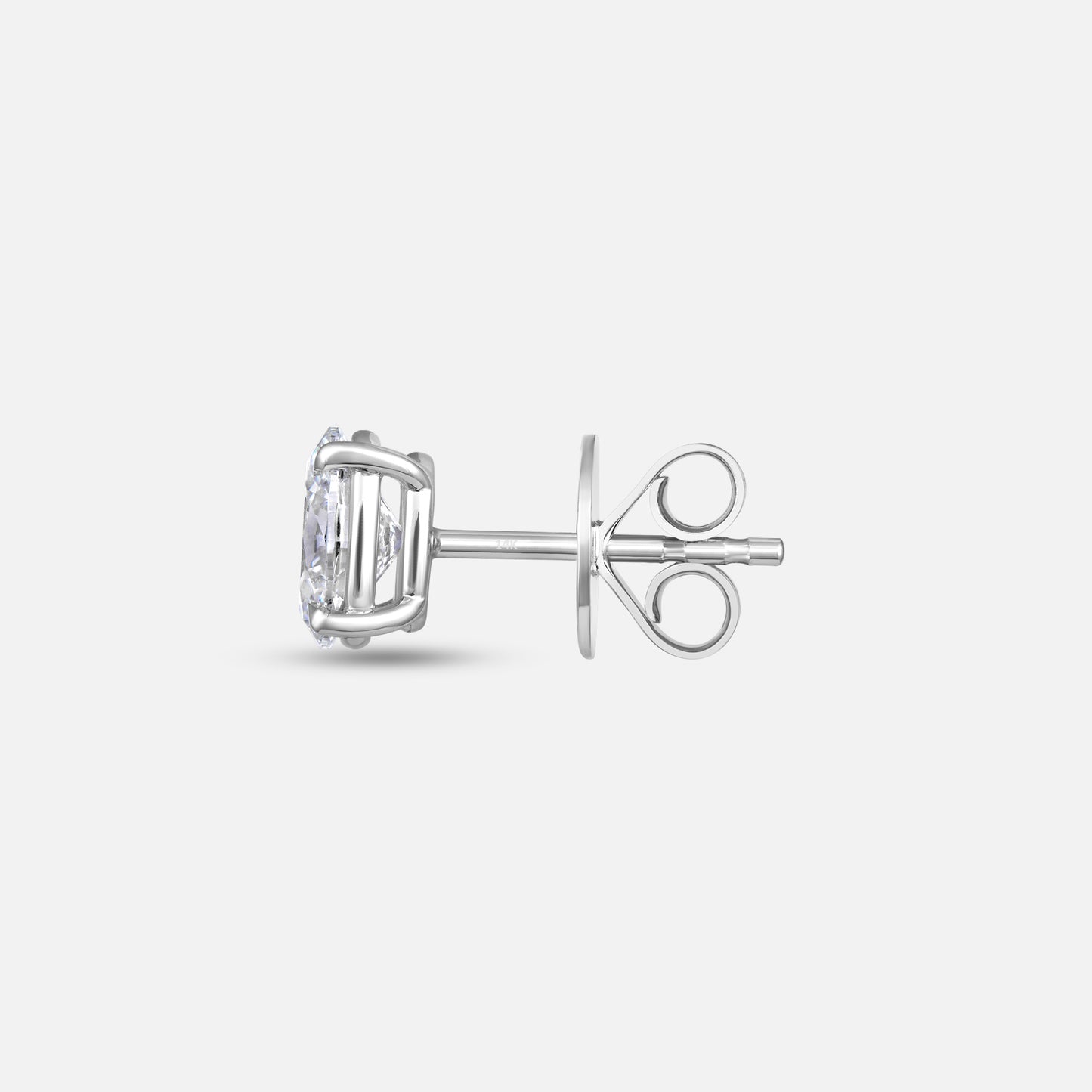 Oval Brilliance Diamond Stud