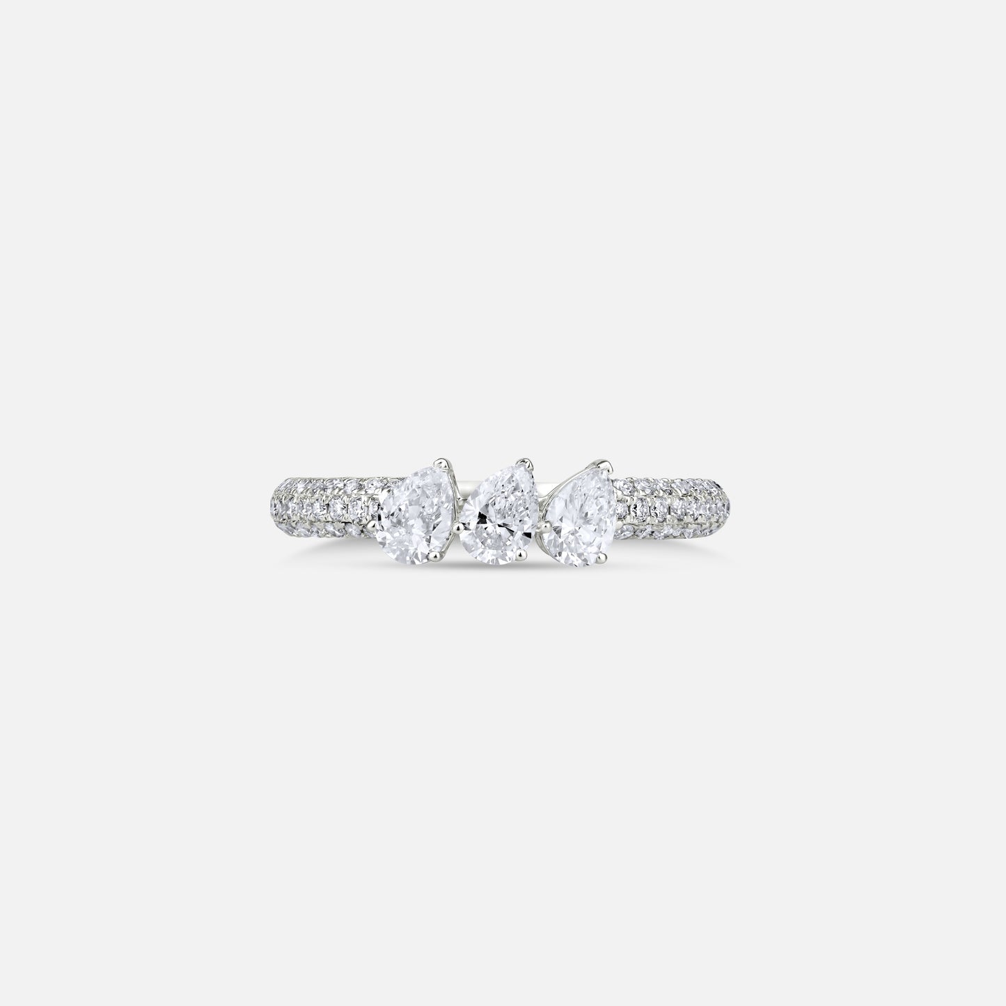 Infinitum Spark Ring