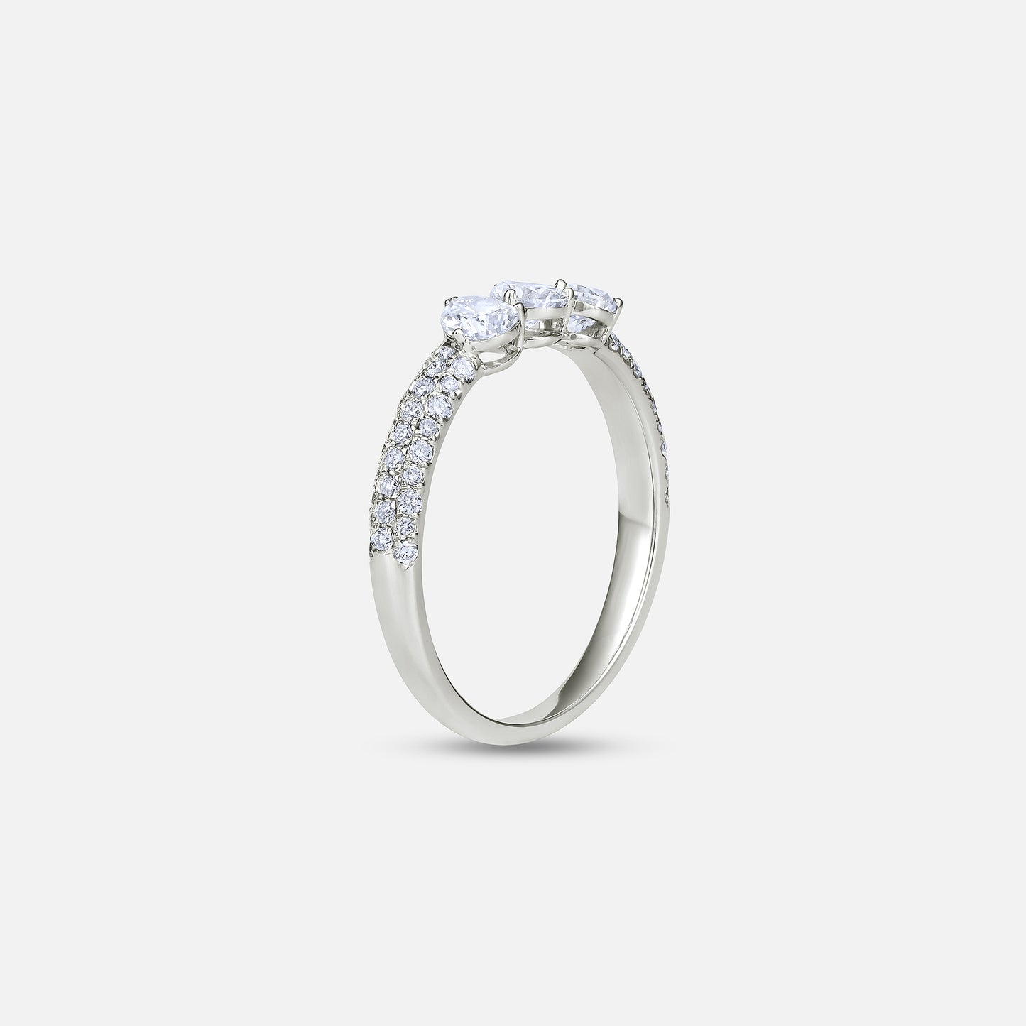 Infinitum Spark Ring
