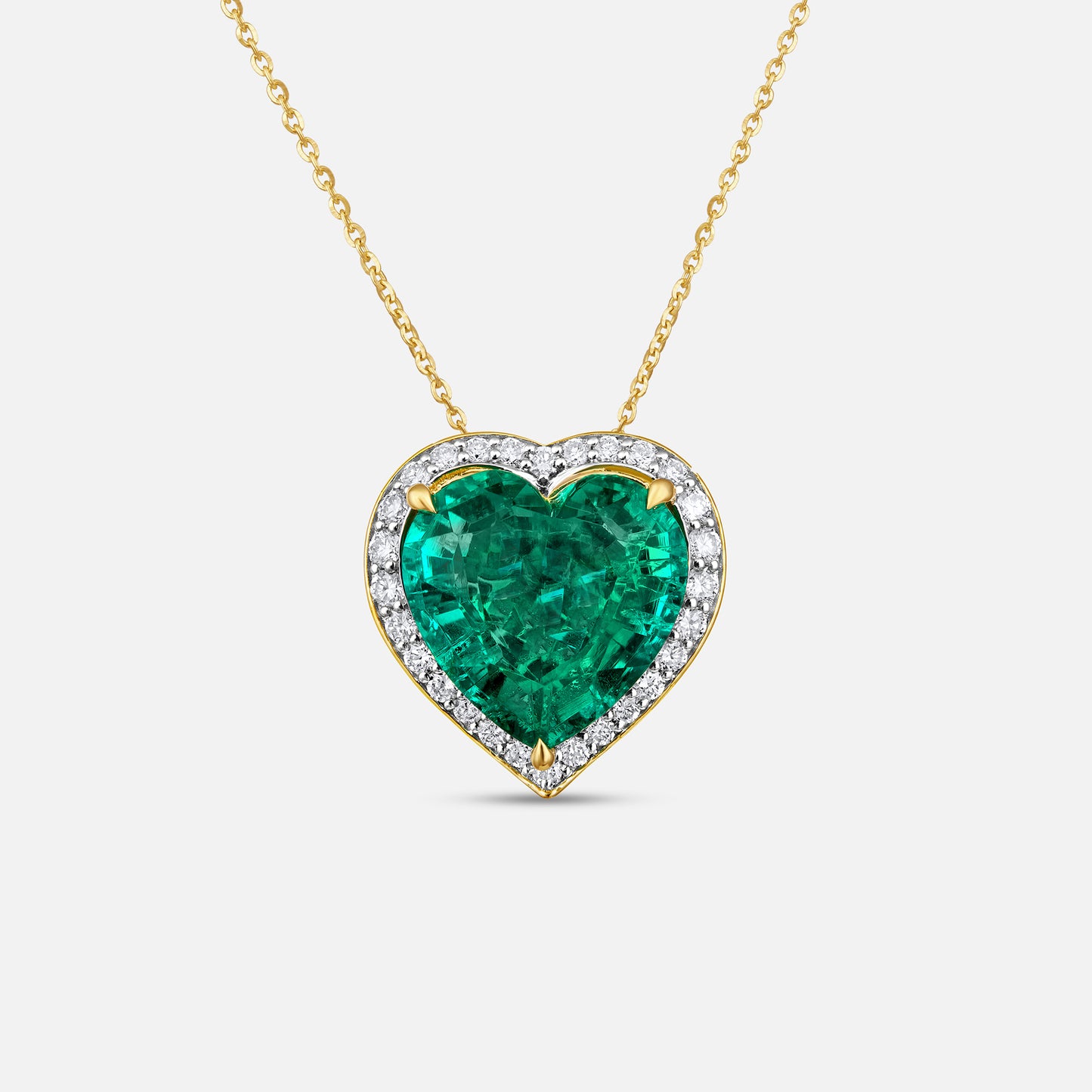 Émeraude Heart Diamond Pendant